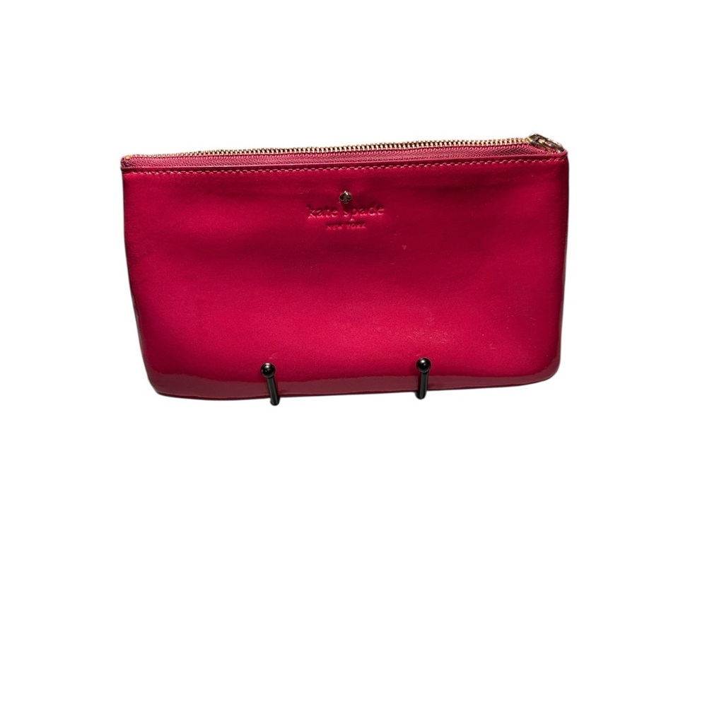 Kate Spade Pink Patent Leather Pouch Large Embossed Logo Zip Top Clutch GUC